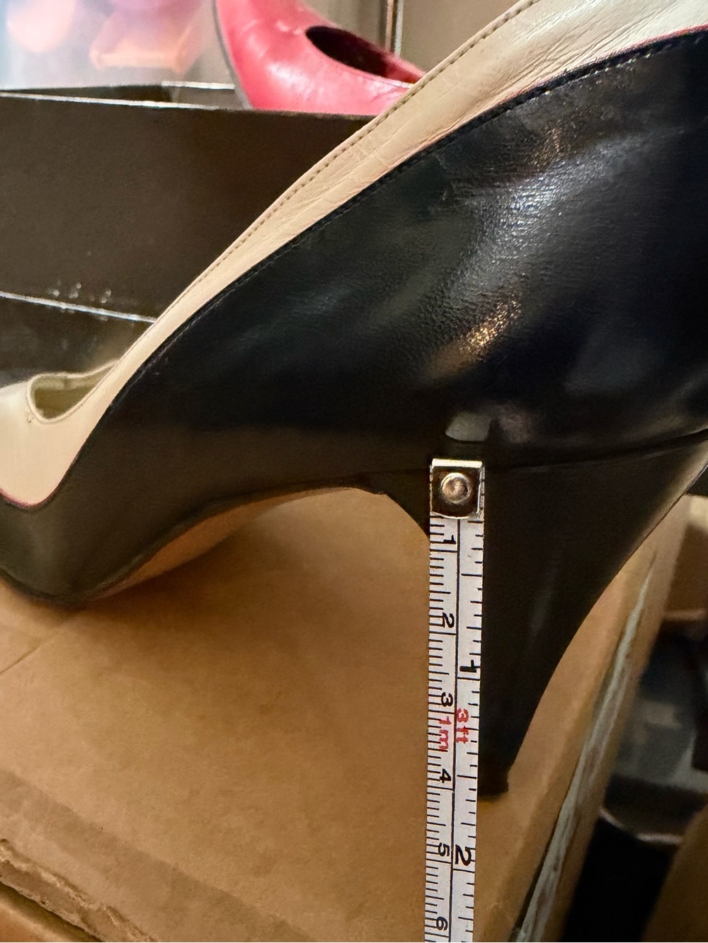 Vintage Authentic YSL Pumps 7-1/2 Narrow - Picture 9 of 10